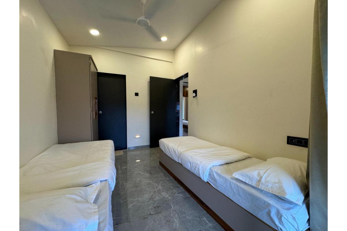 Hotel Sadhana Executive Dapoli Exterior photo