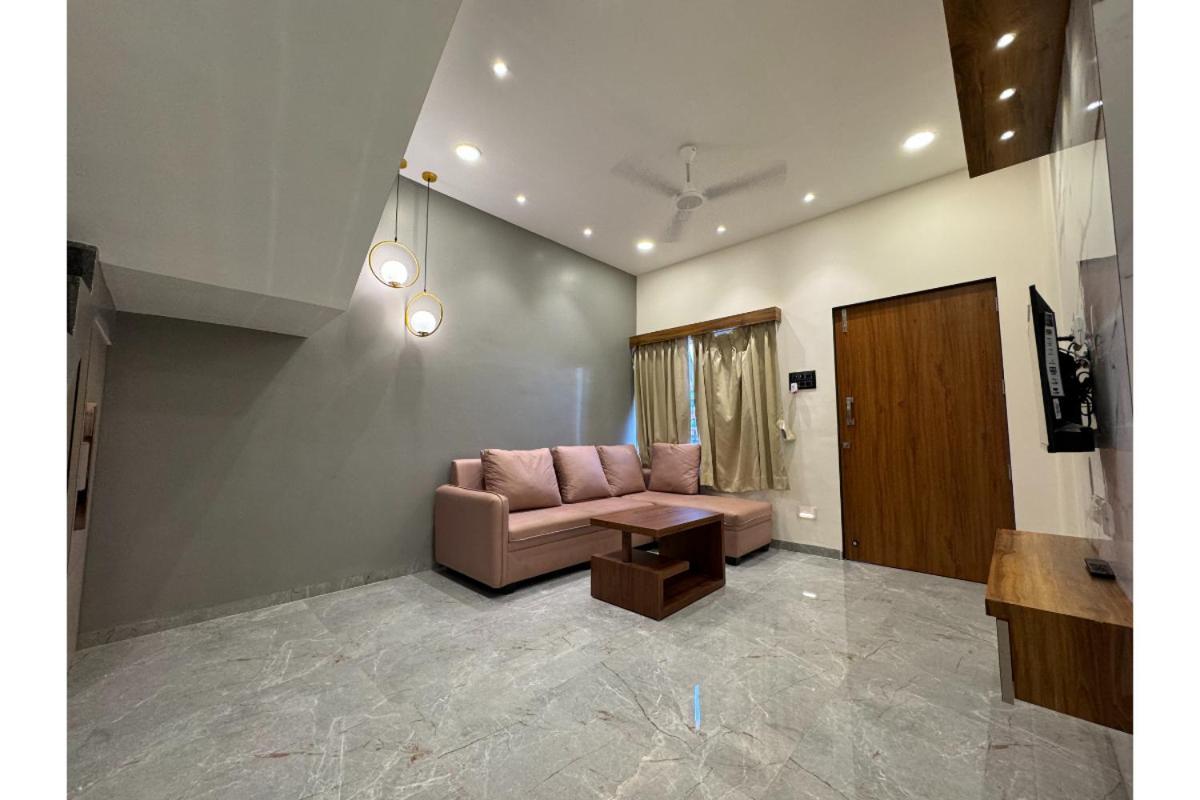 Hotel Sadhana Executive Dapoli Exterior photo