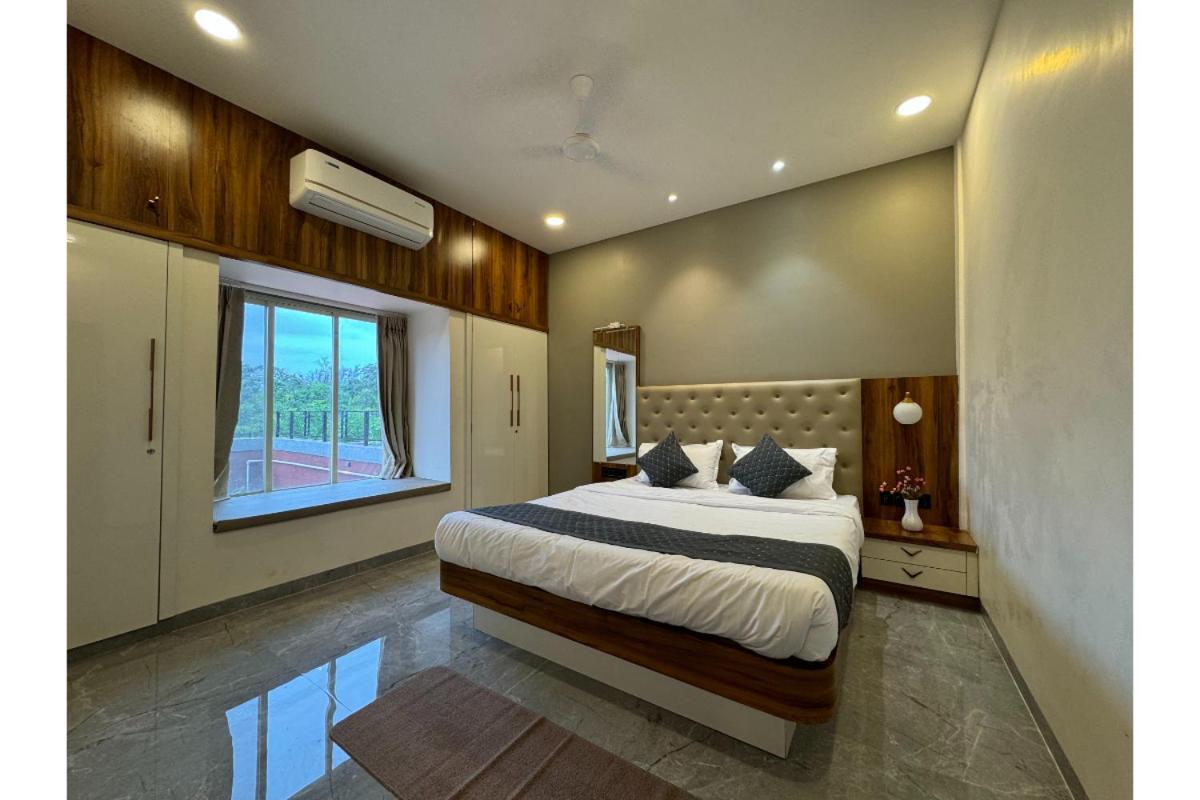 Hotel Sadhana Executive Dapoli Exterior photo