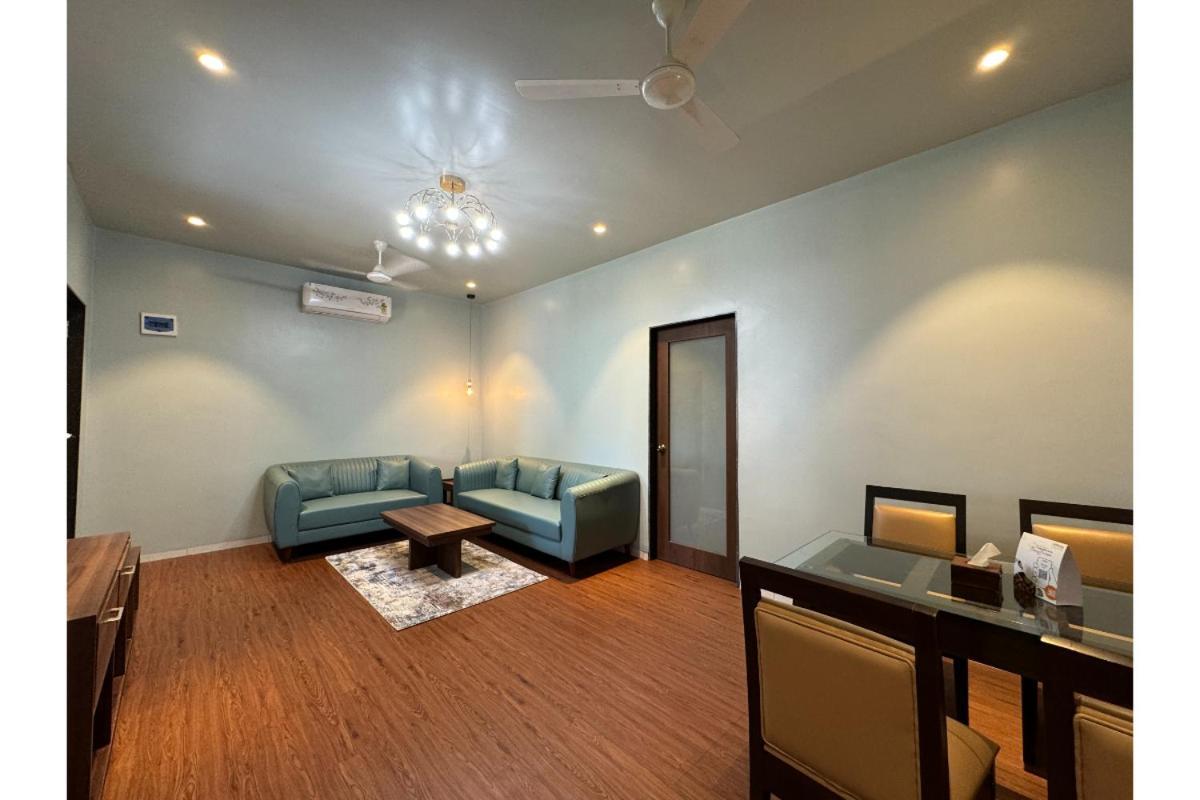 Hotel Sadhana Executive Dapoli Exterior photo